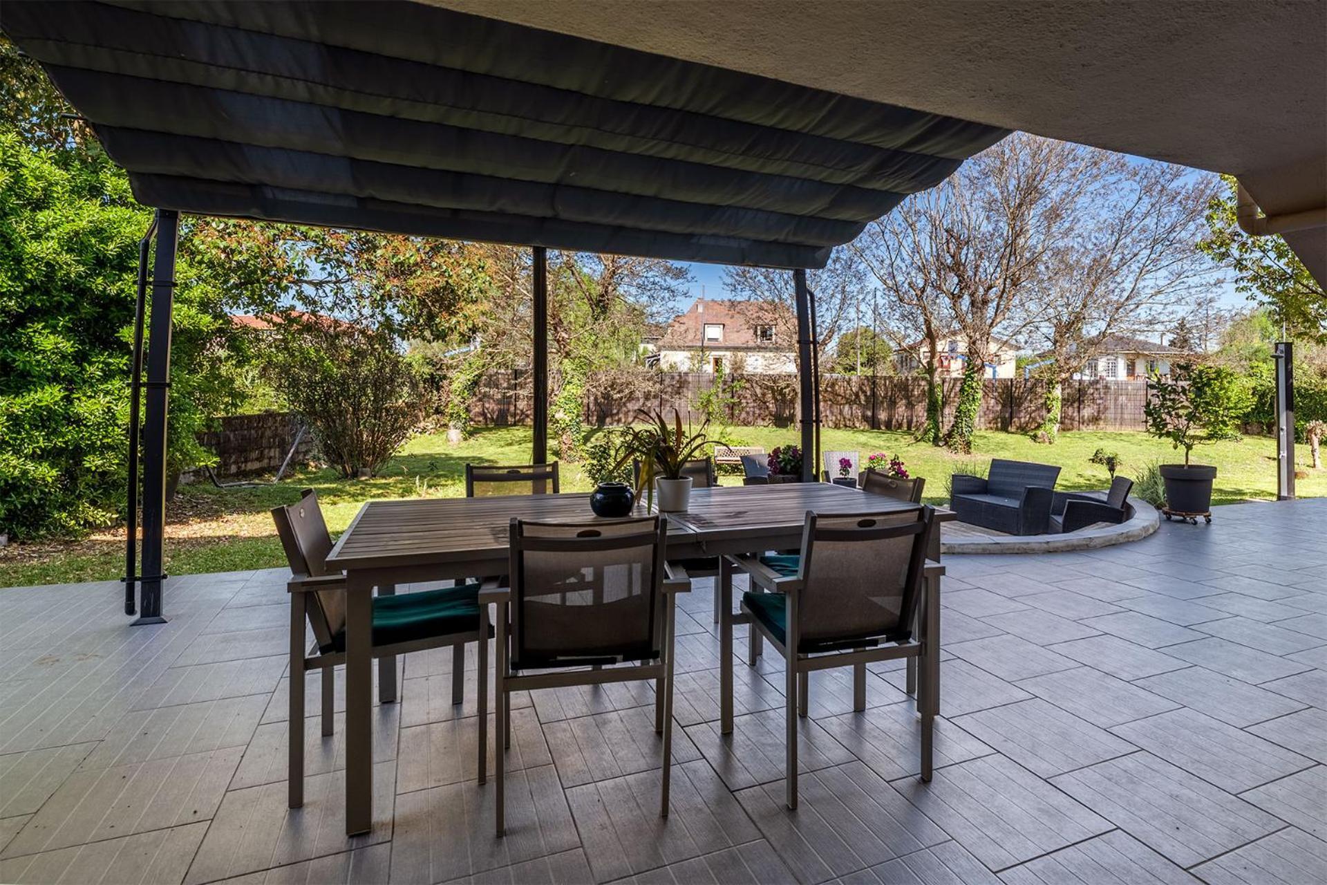 Maison Familiale Bergerac Billard Jardin Clos Екстериор снимка